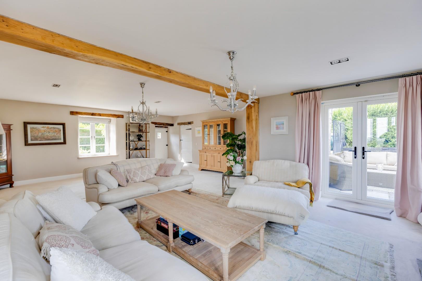 Warren Farm, Pendoylan, Nr Cowbridge, Vale of Glamorgan, CF71 7UJ